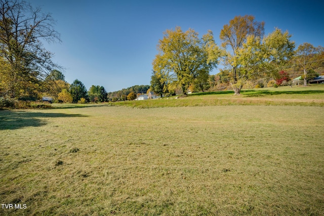 790 Hunting Hill Rd, Piney Flats, TN 37686
