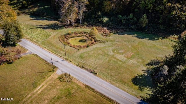 790 Hunting Hill Rd, Piney Flats, TN 37686