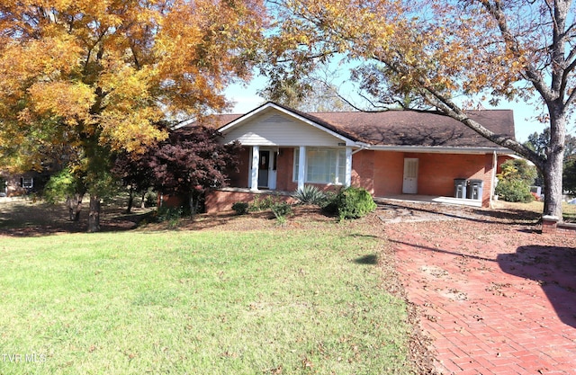 1011 Lawson Dr, Kingsport, TN 37660 - photo 1