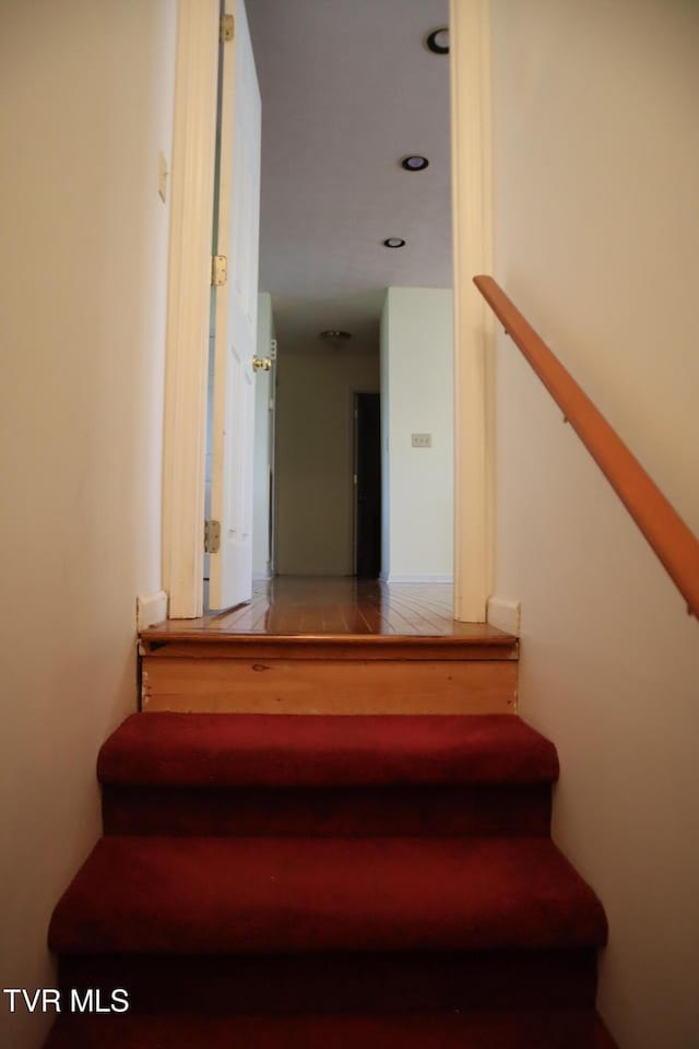 1011 Lawson Dr, Kingsport, TN 37660 - photo 53