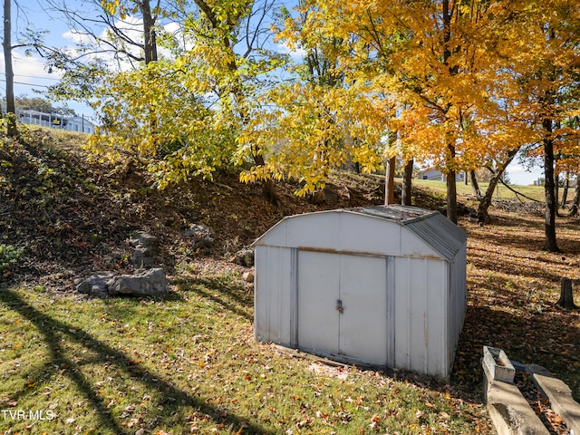 view of outdoor structure