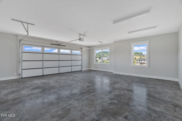 633 Uncle Buddys Way, Jonesborough, TN 37659 - garage featuring baseboards