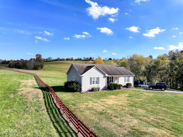 view of front facade with a front yard