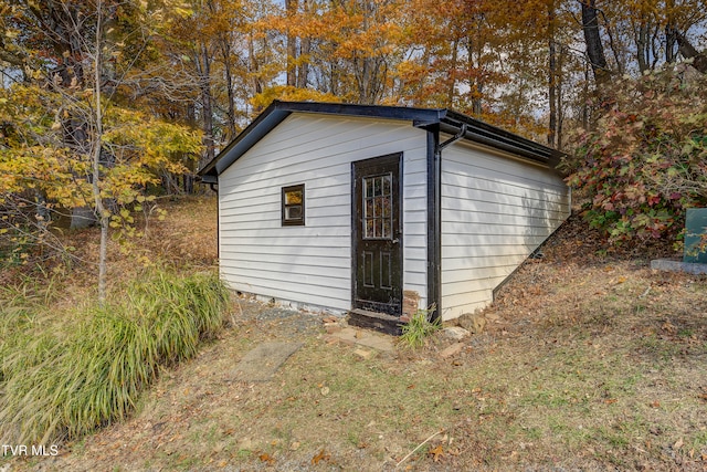 view of outdoor structure