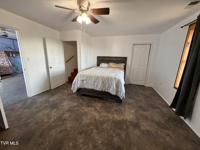 bedroom featuring ceiling fan