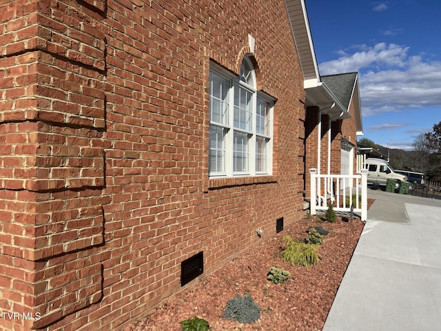 view of home's exterior