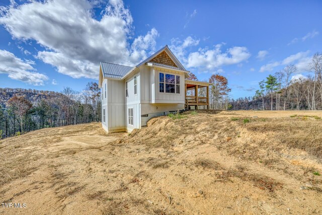 169 Teaberry Rd, Roan Mountain, TN 37687 - photo 3