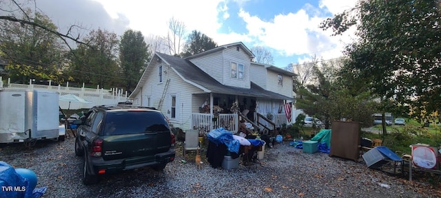 view of front of house featuring covered porch