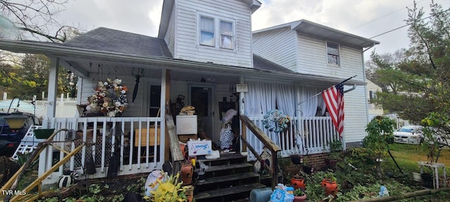 view of front of property with a porch