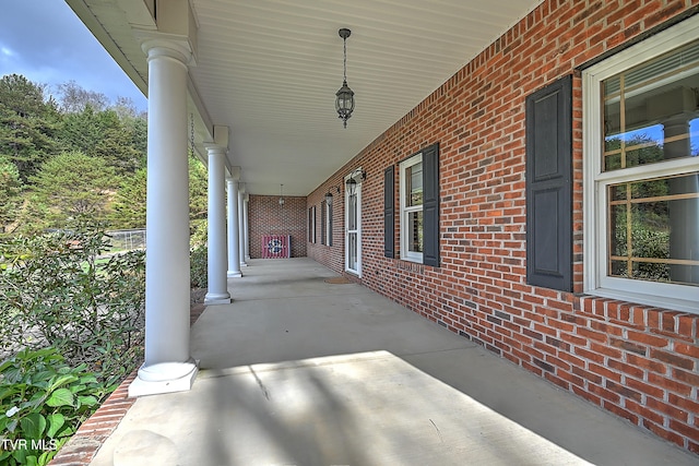 view of patio / terrace with covered porch