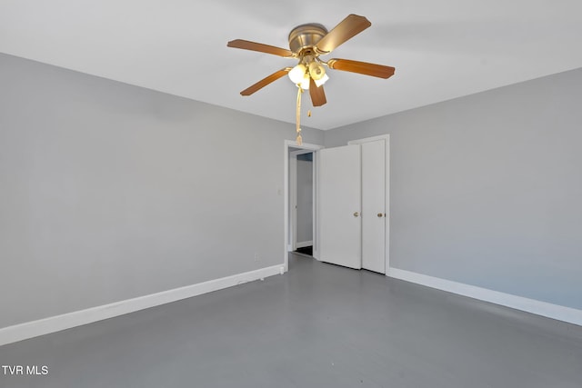 unfurnished bedroom with ceiling fan