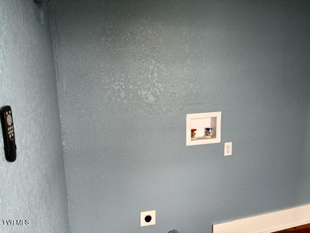 911 Russell St, Bristol, VA 24201 - washroom with washer hookup and hookup for an electric dryer