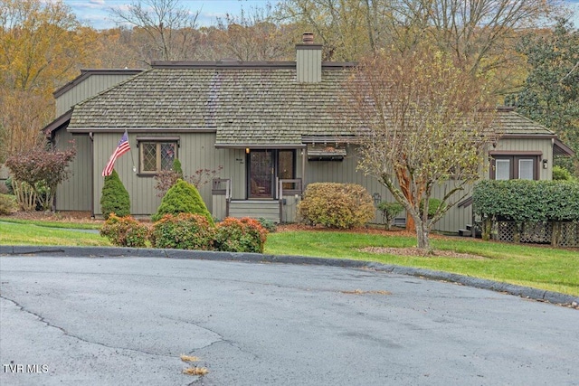 view of front of property