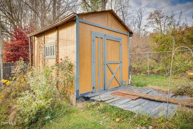 view of outbuilding