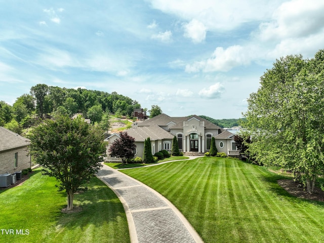 6 Edgewater Ct, Johnson City, TN 37615