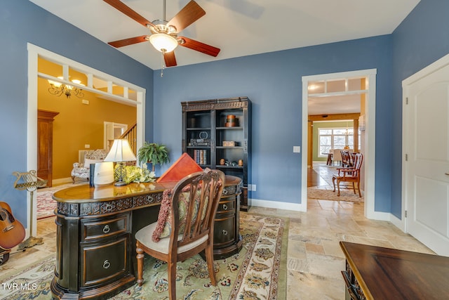 dining area with ceiling fan