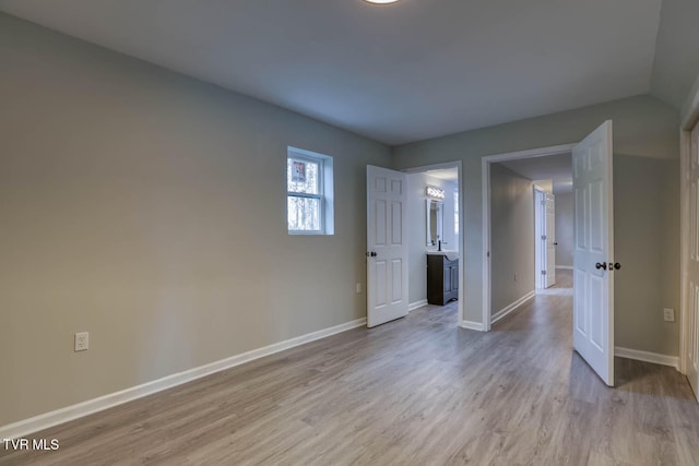 empty room featuring light hardwood / wood-style flooring