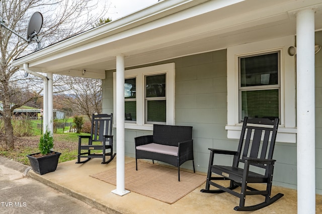 view of patio / terrace with covered porch