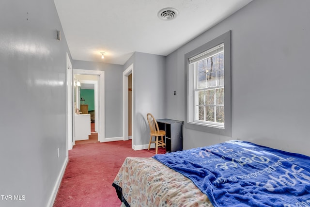 106 W Sycamore Ave, Big Stone Gap, VA 24219 - carpeted bedroom with baseboards
