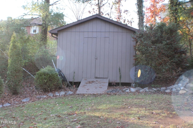 view of outdoor structure