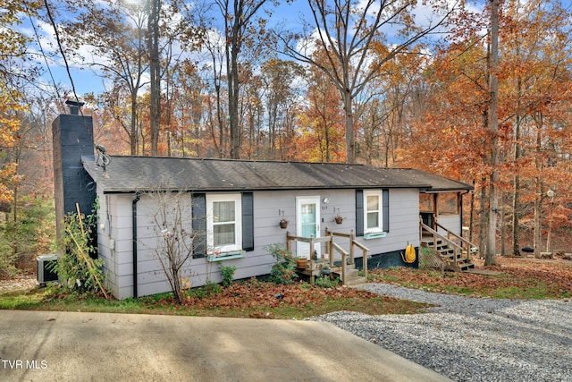 view of front of property