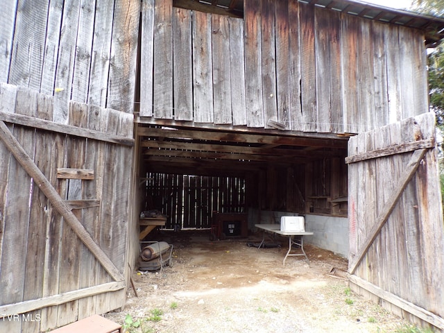 view of outbuilding featuring an outbuilding