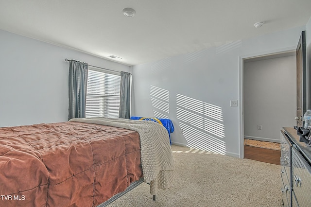 bedroom with carpet flooring