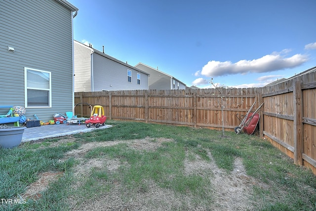 view of yard with a patio