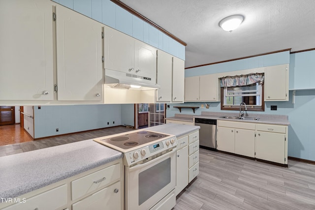 kitchen featuring white range with electric cooktop, crown molding, sink, stainless steel dishwasher, and light wood-type flooring