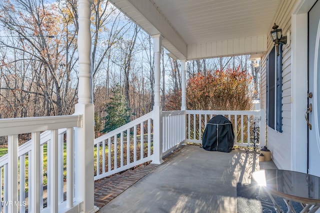 balcony with a porch