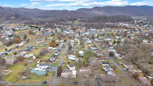 bird's eye view featuring a mountain view