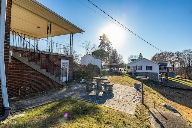 view of yard with a patio