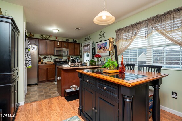 105 May Apple Dr, Bluff City, TN 37618 - photo 15