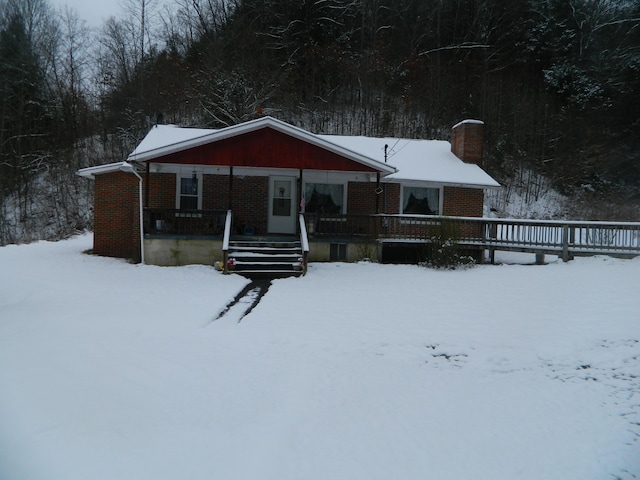 view of front of house featuring a porch