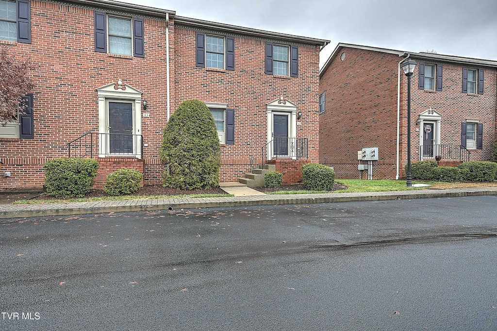 view of townhome / multi-family property