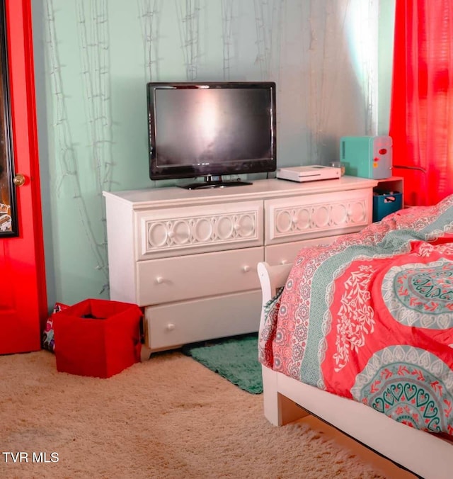 bedroom featuring carpet flooring