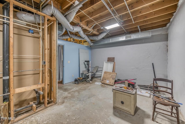 unfinished below grade area featuring visible vents