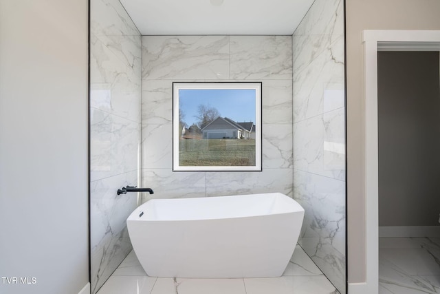 bathroom featuring a bathtub