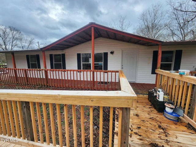 Listing photo 3 for 4222 Sullivan Gardens Dr, Kingsport TN 37660