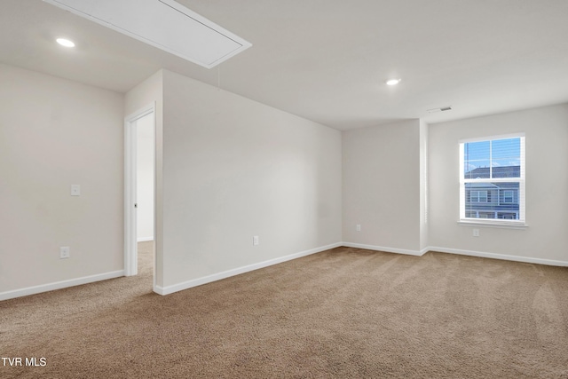 view of carpeted spare room