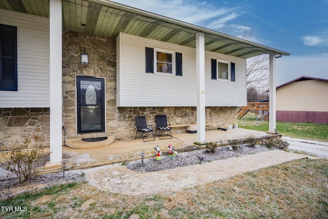 view of entrance to property