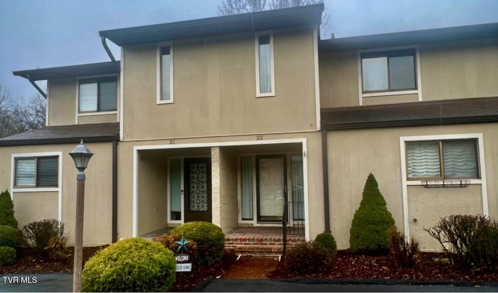 view of townhome / multi-family property