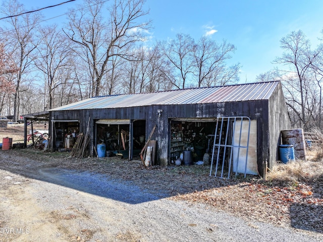 view of outdoor structure