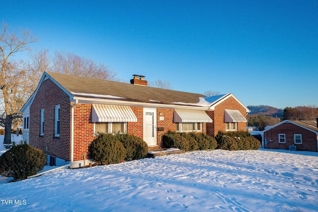 view of front of house