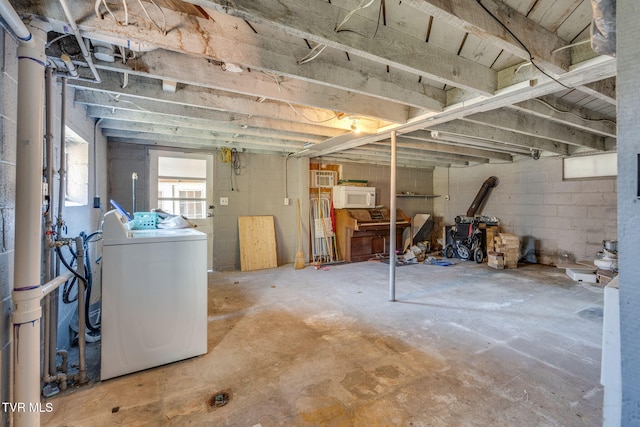 basement with washer and dryer