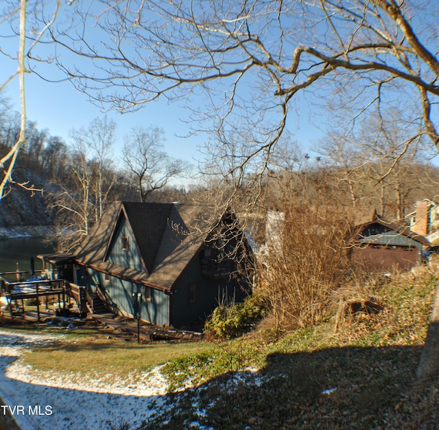 view of property exterior