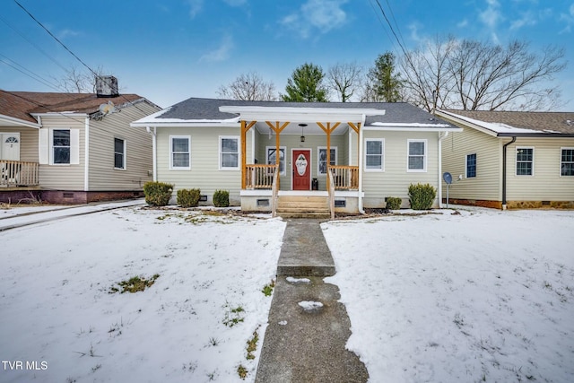 view of front of property featuring covered porch