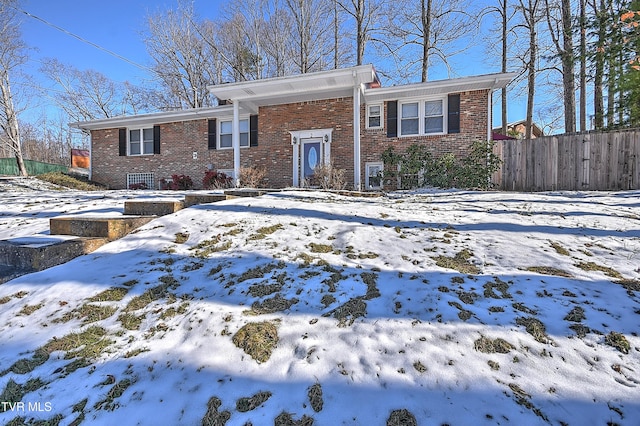 view of front of home