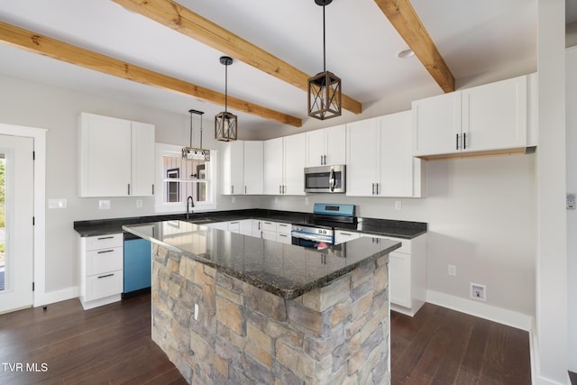 376 Wilcox Cir, Jonesborough, TN 37659 - kitchen with stainless steel appliances, baseboards, dark wood-type flooring, beam ceiling, and dark stone countertops