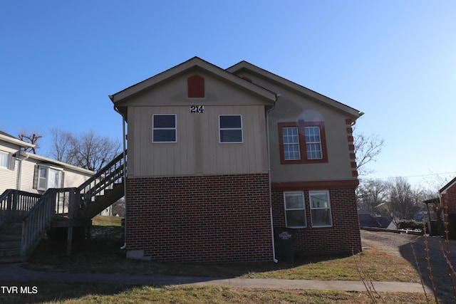 view of side of property